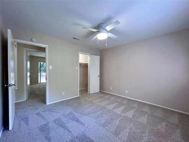 Building Photo - 1707 Waterloo Tr