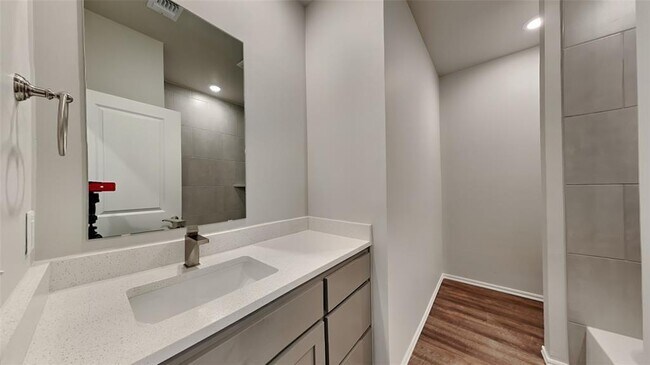 Building Photo - 9341 NW 124th St