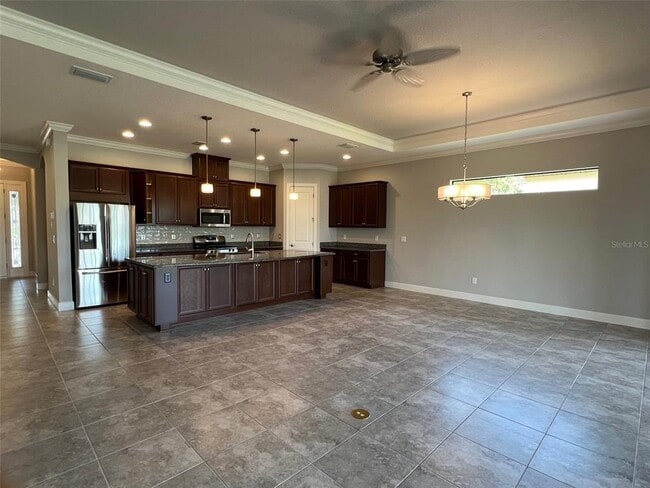 Building Photo - 5636 Cantucci St