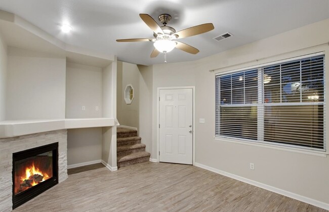 Building Photo - 3331 Apple Blossom Ln