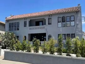 Building Photo - 2050 Dracena Dr.