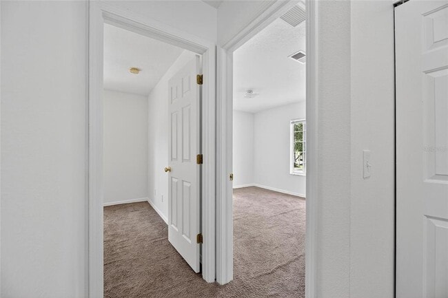 Building Photo - 10737 Keys Gate Dr