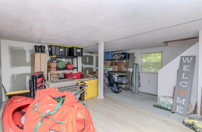 Building Photo - 11291 E Shore Dr