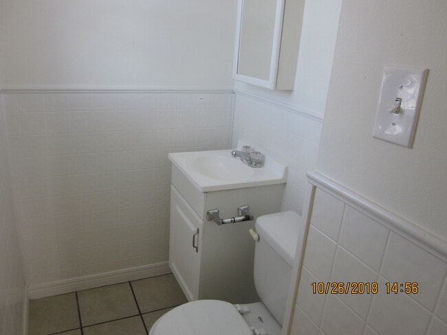 Building Photo - Hamlet