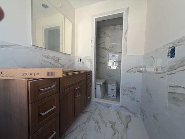 Building Photo - 243 Malden St