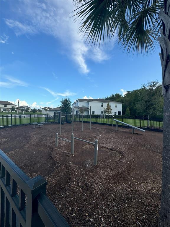 Building Photo - 3370 Beaute Dr