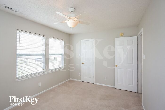 Building Photo - 10023 Sapphire Berry Ln