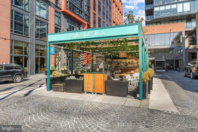 Building Photo - 1378 4th St SW