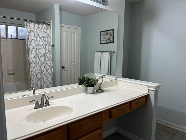 Building Photo - 21106 El Suelo Bueno