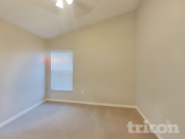 Building Photo - 1549 Firewheel Dr