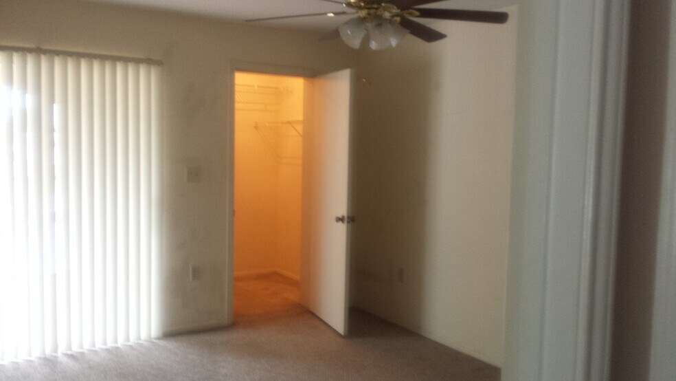 Building Photo - 2321 NW 33rd St