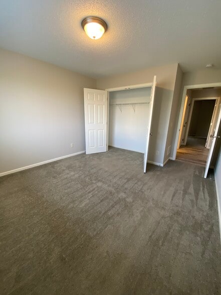 Building Photo - 1551 Gunston Dr