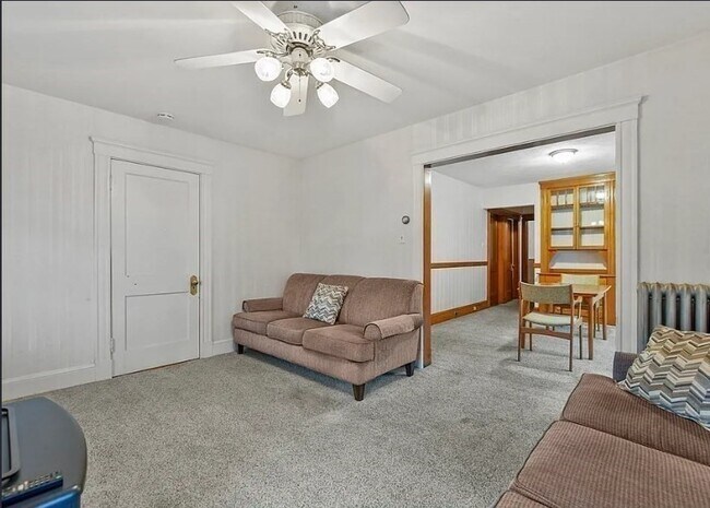 Building Photo - 358-360-360 Arlington St