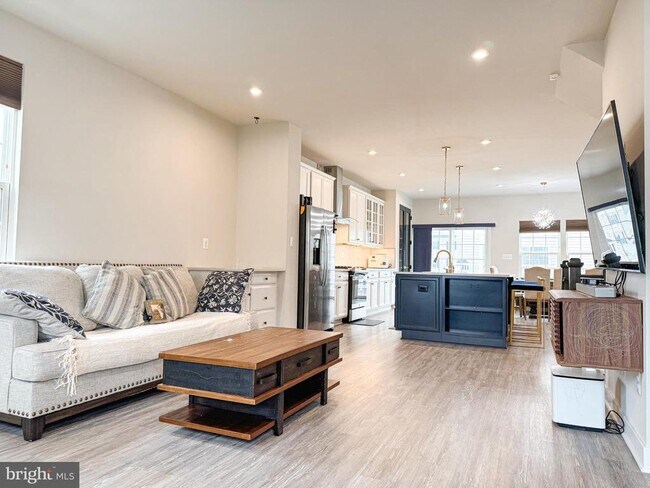 Building Photo - 24604 Cervelo Ter