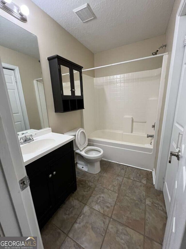 Building Photo - 517 Lake Jordan Blvd W