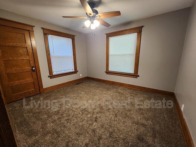 Building Photo - 1811 S 23rd St