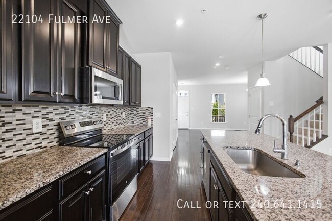 Building Photo - 22104 Fulmer Ave