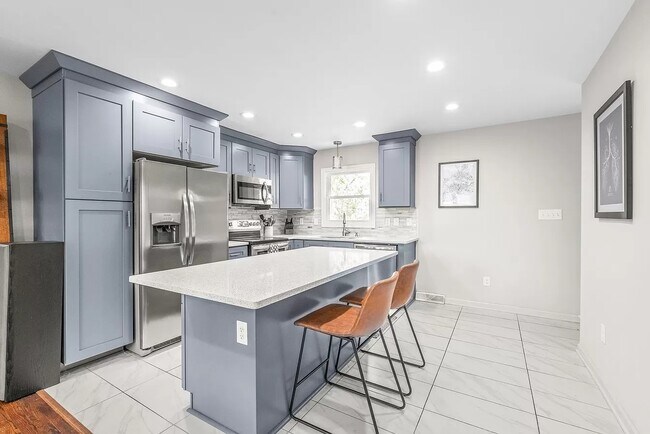 Building Photo - 3932 Slagle Dr