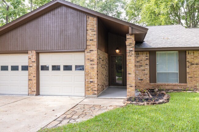 Building Photo - 2623 Longleaf Pines Ln