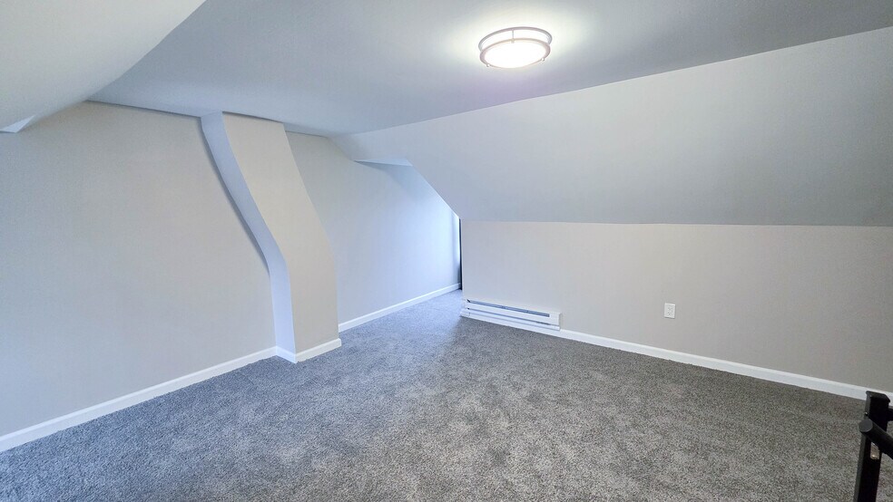 Building Photo - 1112 Elmwood Ave