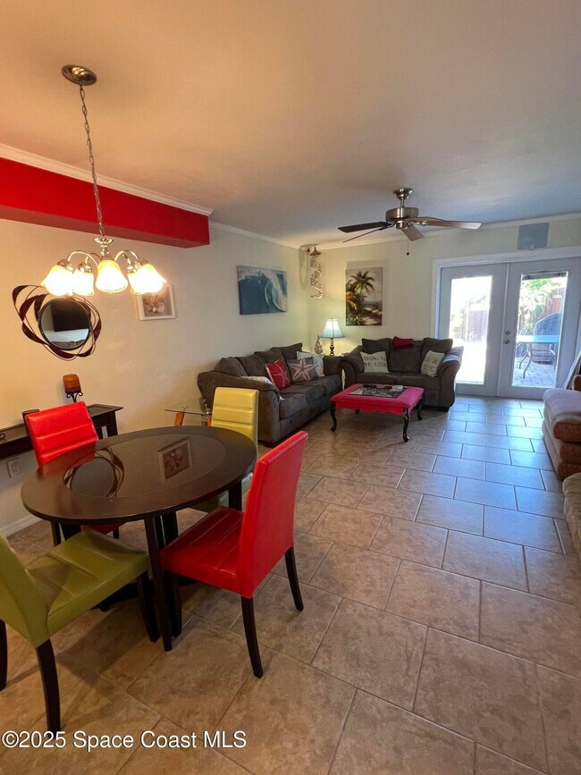 Building Photo - 299 Chandler St