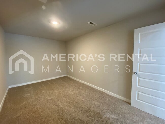 Building Photo - 102 Edisto Cir