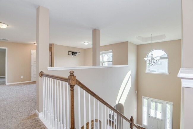 Building Photo - 5403 Hadwin Ct