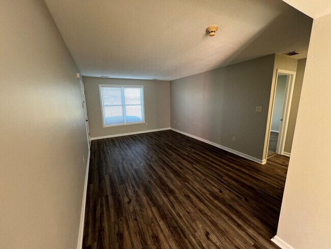 Building Photo - New 2 BR First Floor Condo in Wernersville, PA Available in June
