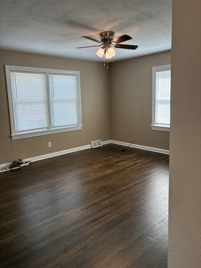 Building Photo - 1022 Virginia Ave