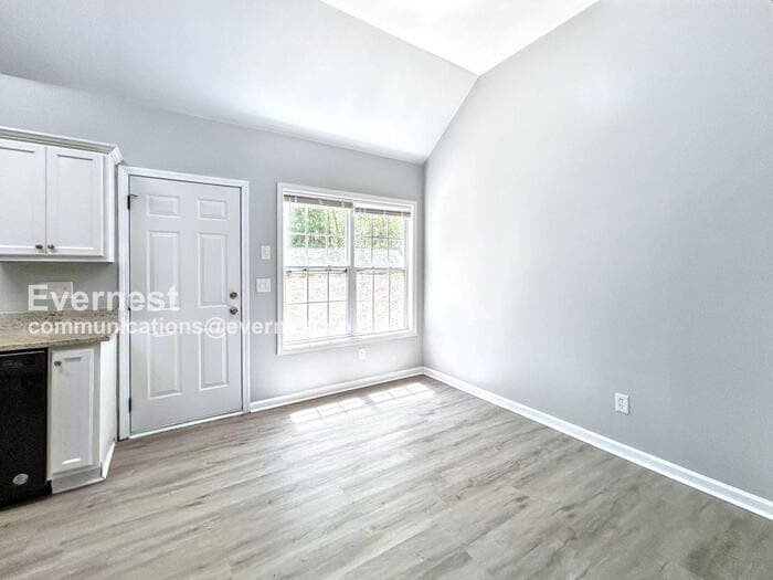 Building Photo - 1827 Belcher Pl SW