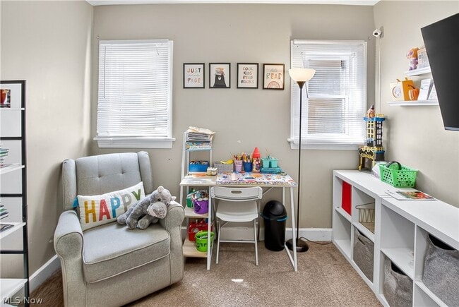 Building Photo - 10903 Parkhurst Dr