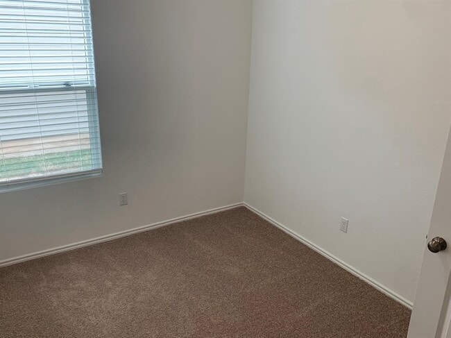 Building Photo - 414 Bullhead Rd