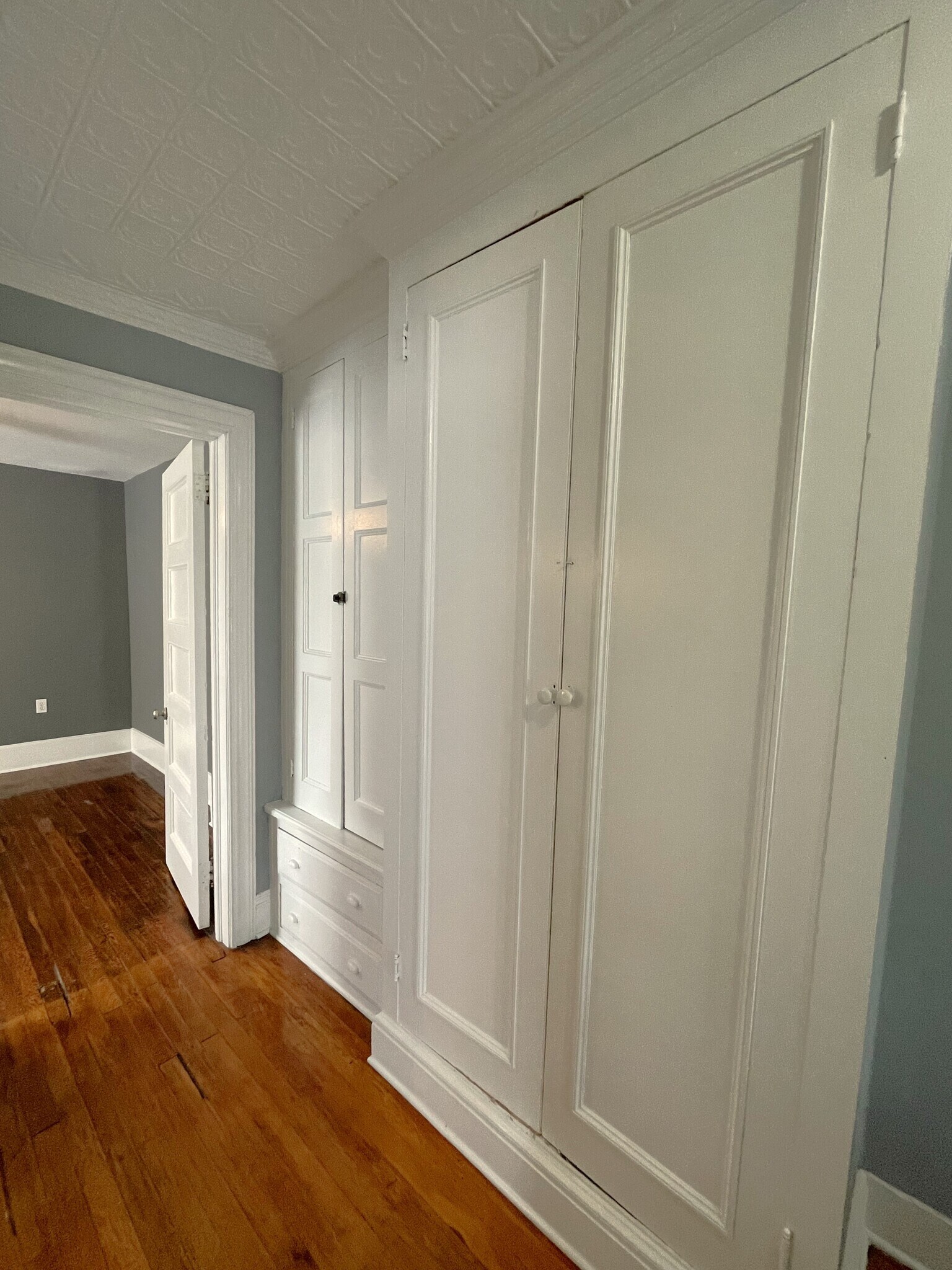 Upper Hallway - 375 W 1st St