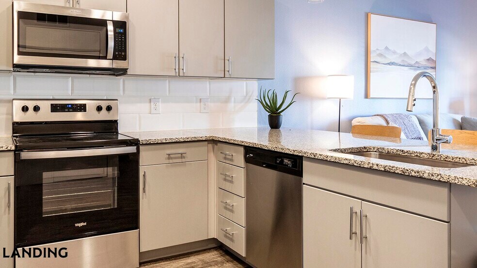 Building Photo - 185 Polaris Pointe