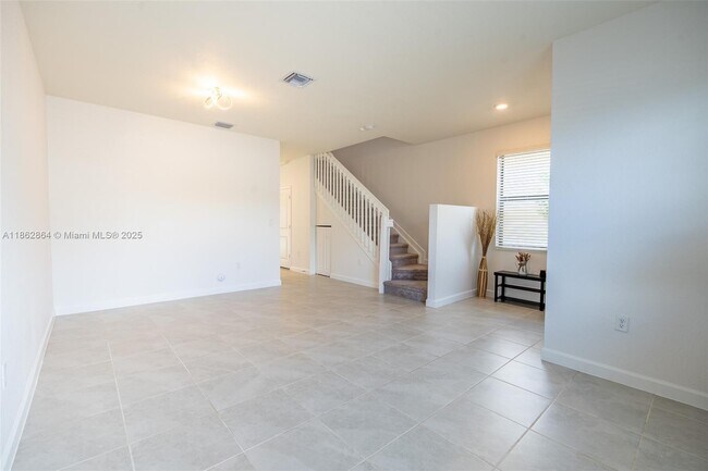 Building Photo - 3448 W 114th Terrace