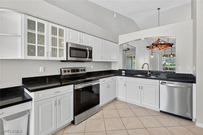 Building Photo - 8480 Ibis Cove Cir