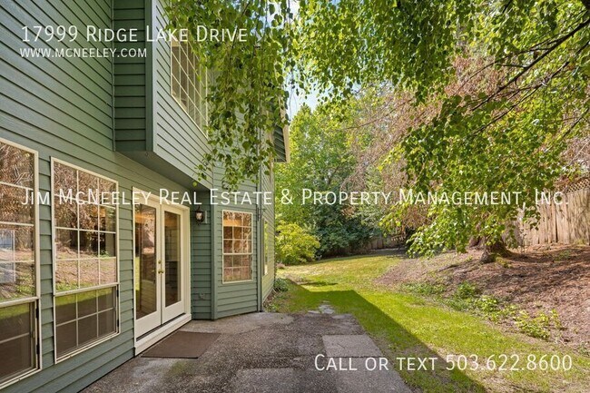 Building Photo - 17999 Ridge Lake Dr