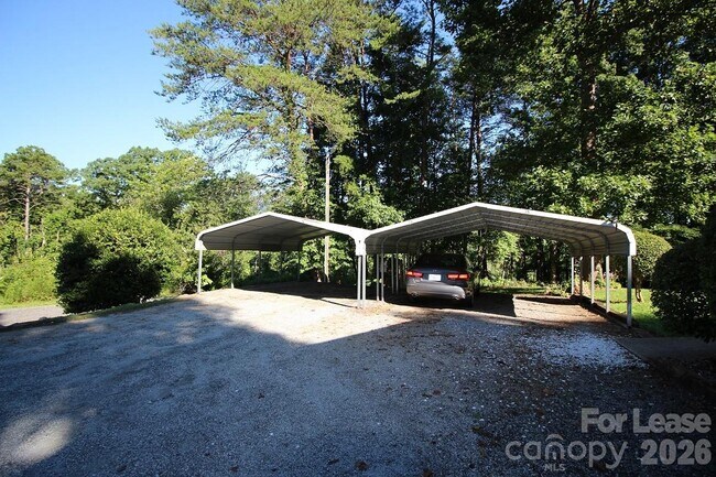 Building Photo - 72 Windwood Dr