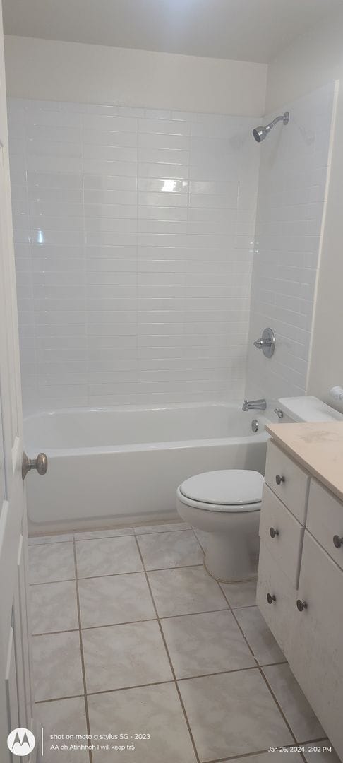 Building Photo - Beautiful 4 bed/ 2 bath/ 2 parking In Kaneohe