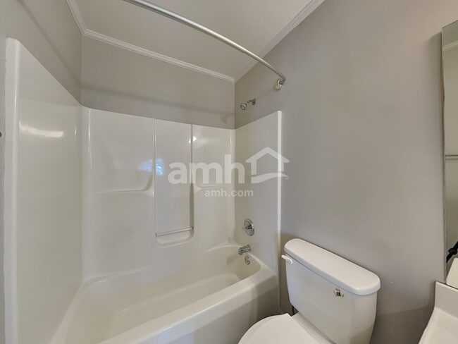 Building Photo - 3 Wingcup Way