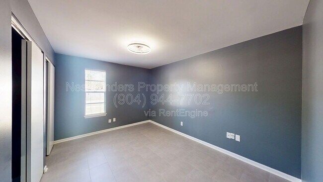 Building Photo - 5154 Saddlehorn Dr S