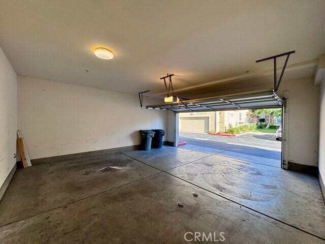 Building Photo - 30505 Canyon Hills Rd
