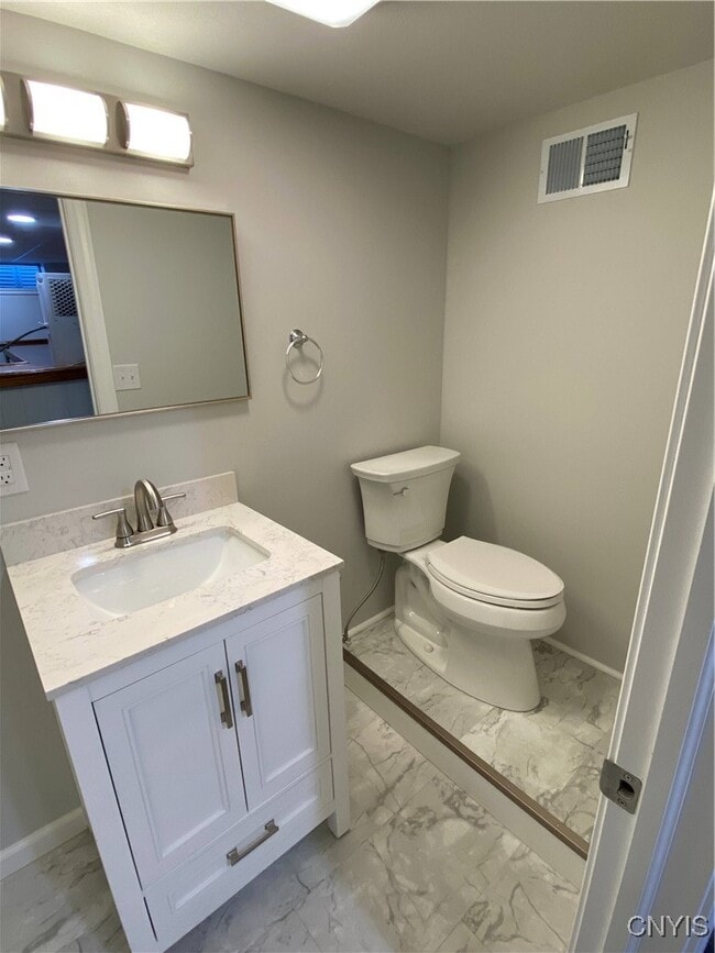 Building Photo - 3299 Mohawk St