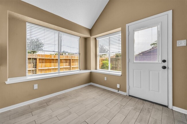 Building Photo - 1046 Willersley Ln