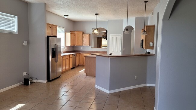 Building Photo - 2224 Mayapan Rd SE