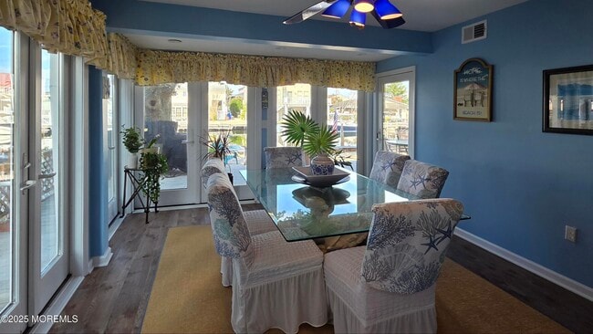 Building Photo - 118 Alhama Dr