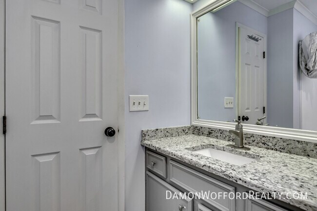 Building Photo - 34 Park Crest Pl