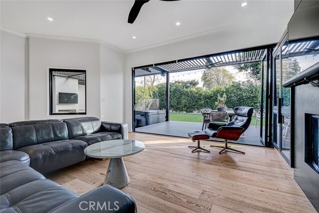 Building Photo - 1852 6th St