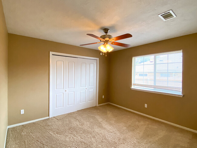 Building Photo - 2410 Brittain Ct
