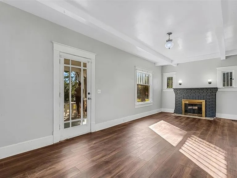 Building Photo - 7327 1st Ave N